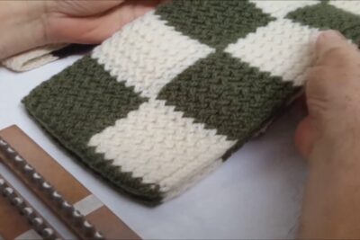 Bufanda Cuadros: Arte Textil Innovador