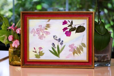 Decoración Única: Creando Cuadros con Flores Secas