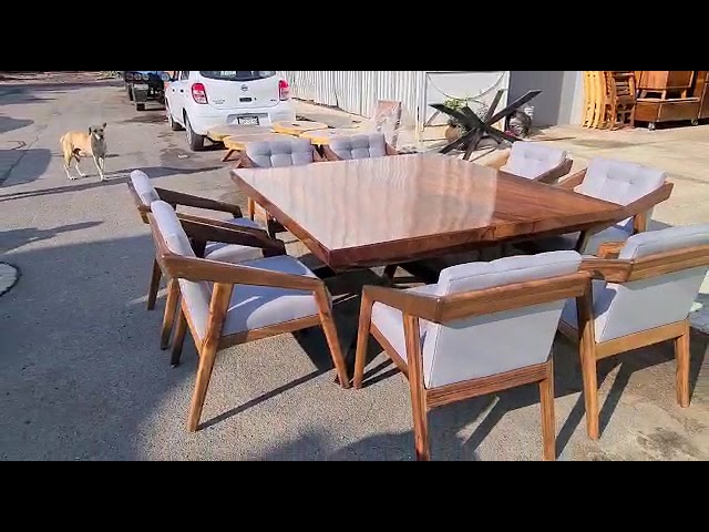 Diseño de Arte: Transformando una Mesa Cuadrada 1 Diseño de Arte: Transformando una Mesa Cuadrada